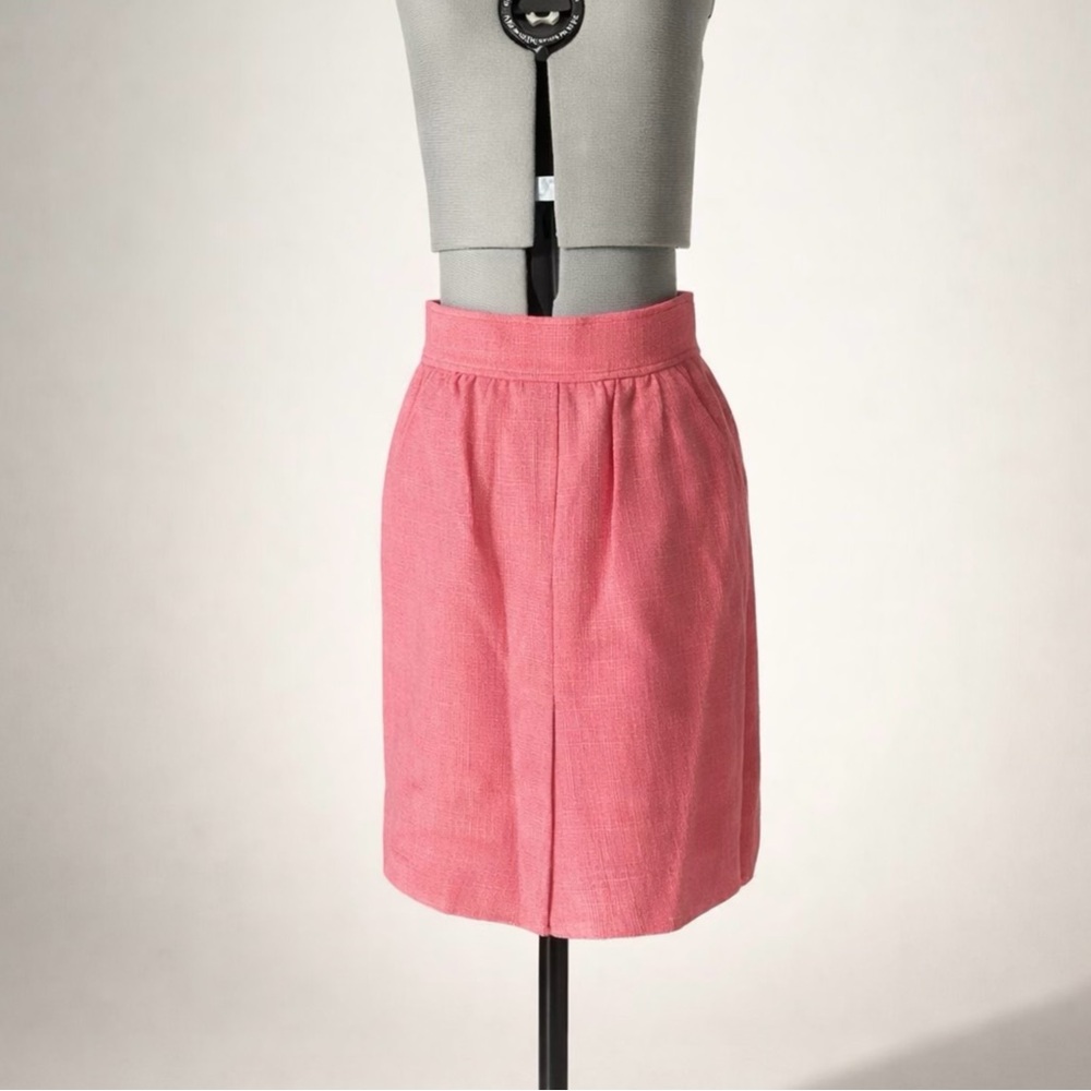 Chanel VTG 90s textured mini, linen, pockets, pink, probably FR34, XS, GUC